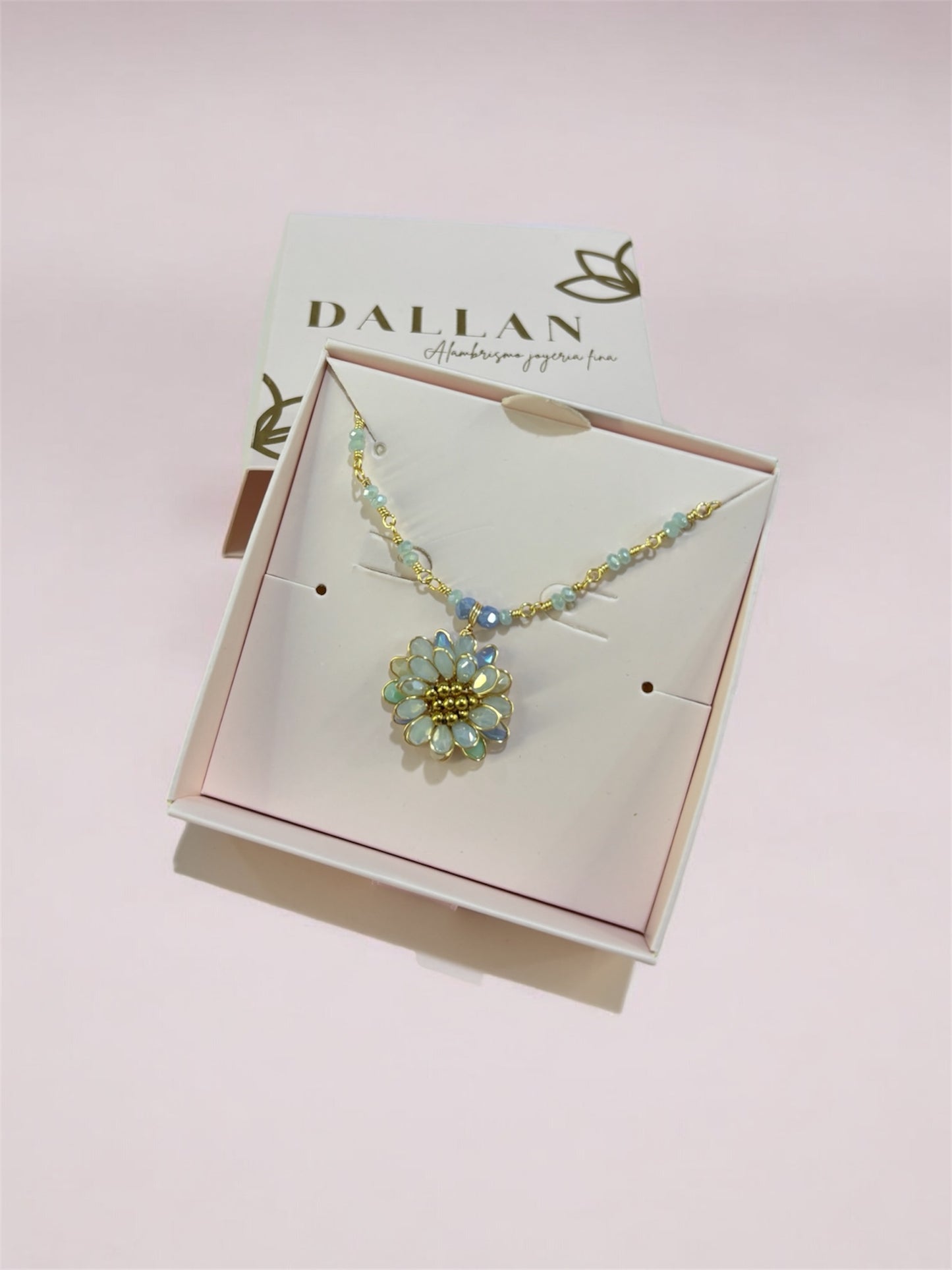 Collar Margarita Azulado